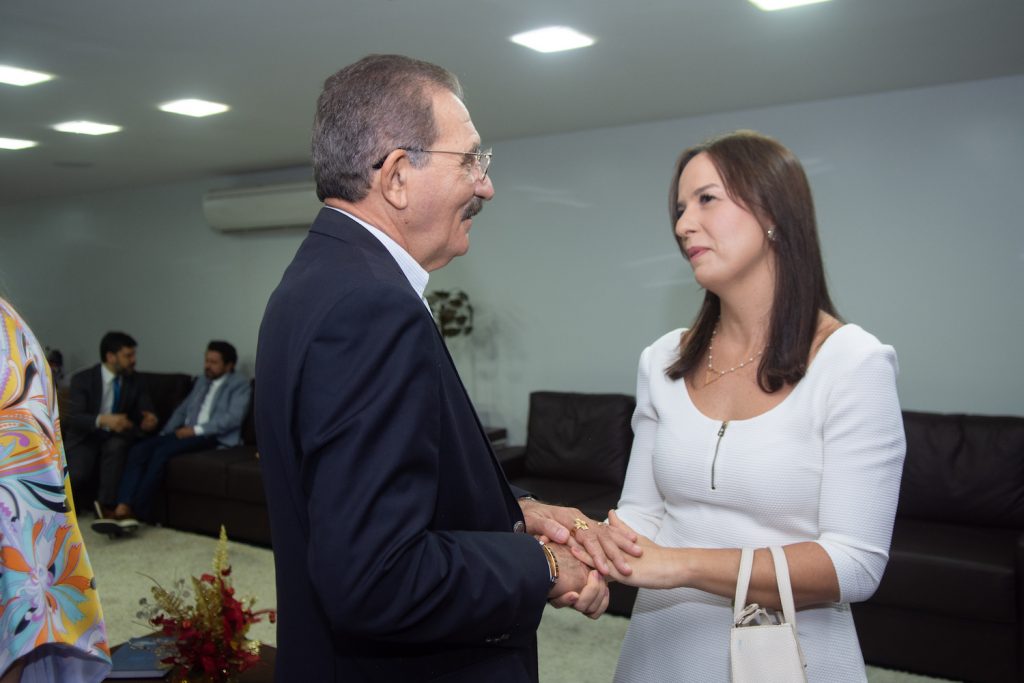 Walter Cavalcante E Lia Freitas