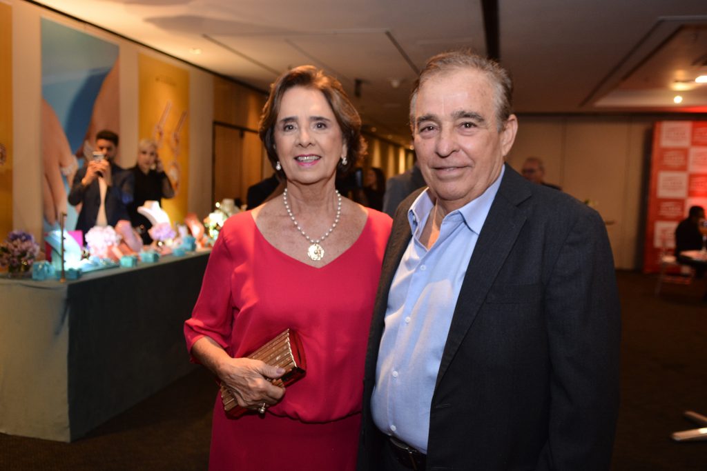 Zena E Claudio Targino