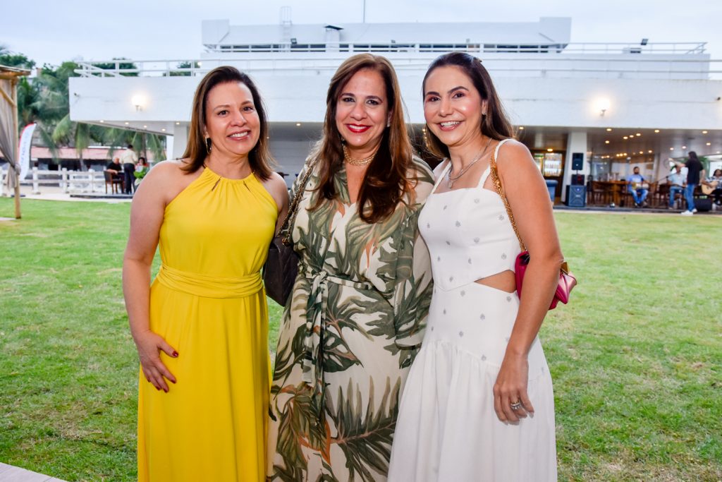 Anazelia Gadelha, Martinha Assunção E Adriana Queiroz