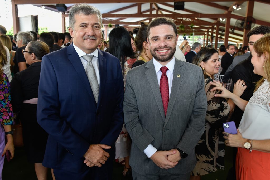 Antônio Henrique E Julinho