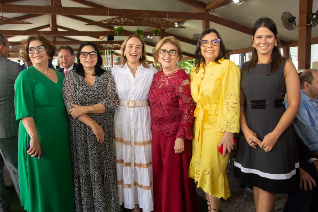 Carla Da Escóssia, Cissa Maia, Fernanda Pacobahyba, Socorro França, Sandra Machado E Débora Machado