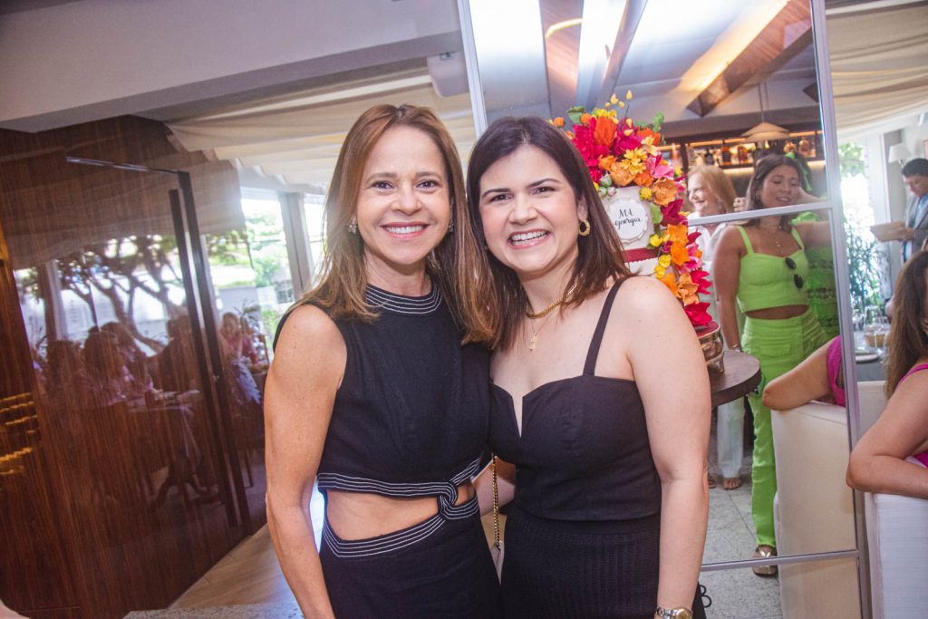 Claudiane Borges E Ticiana Brigido