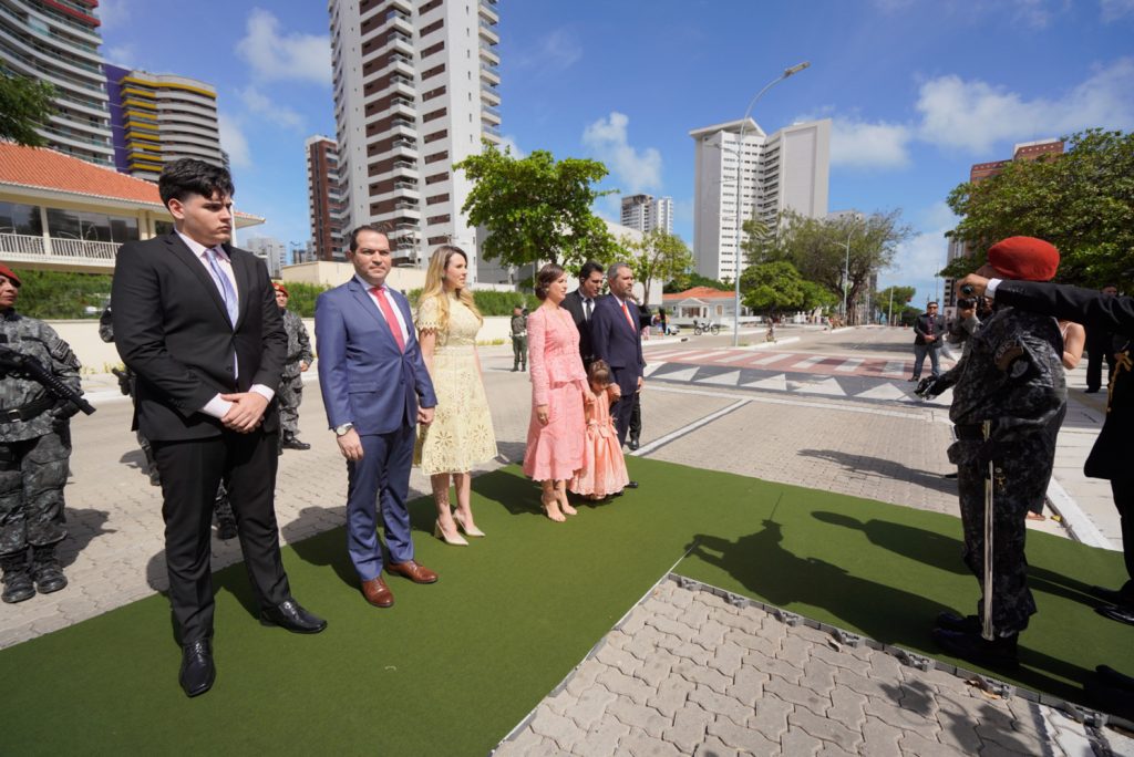 Igor Romero, Marcelo Paz, Jade Romero, Lia, Beatriz E Elmano De Freitas (1)