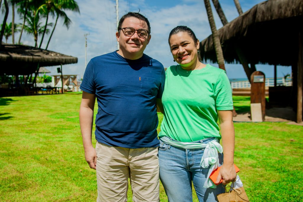 Júnior Gomes E Mariana Teixeira