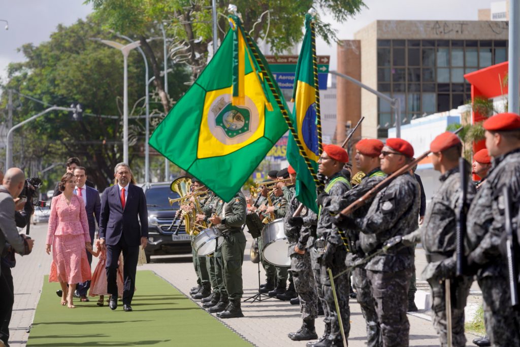 Lia, Beatriz E Elmano De Freitas, Marcelo Paz, Jade Romero (2)