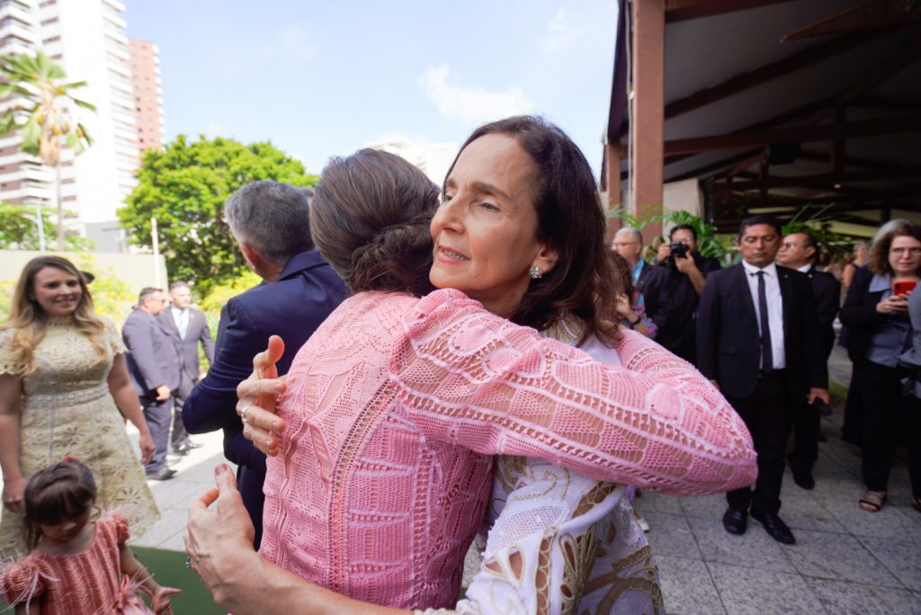 Lia Freitas E Izolda Cela (1)