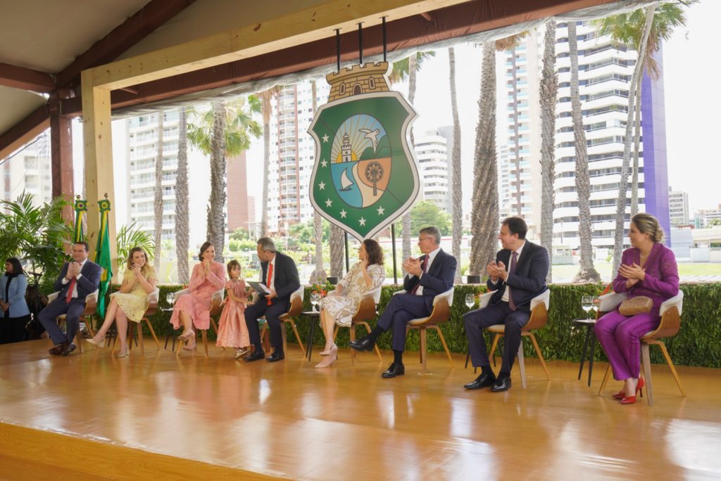 Marcelo Paz, Jade Romero, Lia, Beatriz E Elmano De Freitas, Izolda Cela, Vevéu Arruda, Camilo E Onélia Santana (1)