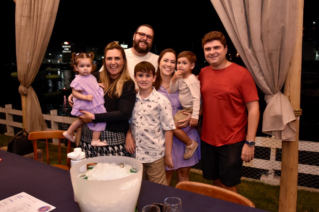 Maria Eduarda, Ana Leal, Rodrigo Leal, Hilton Leal, Mayara Moreno E Eduardo Meneleu