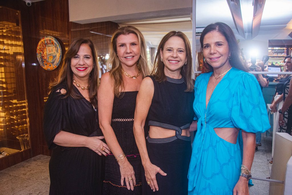 Martinha Assuncao, Georgia Fontes, Claudiane Borges E Maria Lucia Negrao