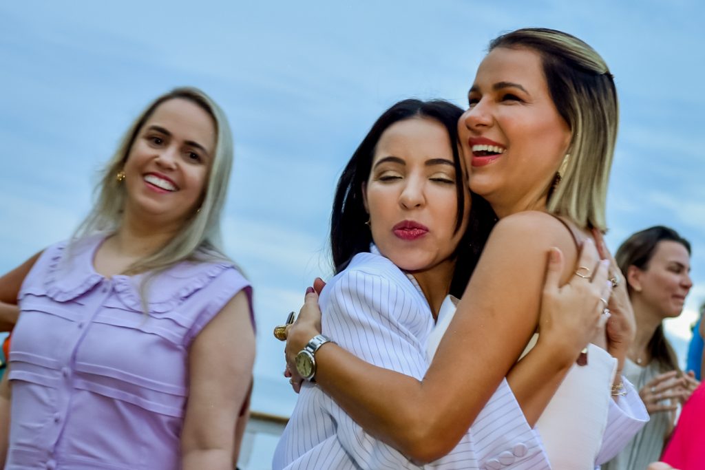 Monique Benevides E Jeritza Gurgel