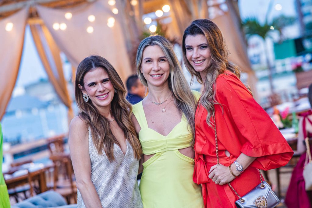 Niedja Bezerra, Paula Ferreira E Thamara Azevedo