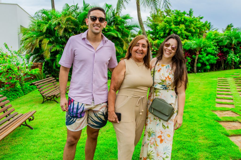 Paulo Henrique, Emília Cabral E Babi Araripe