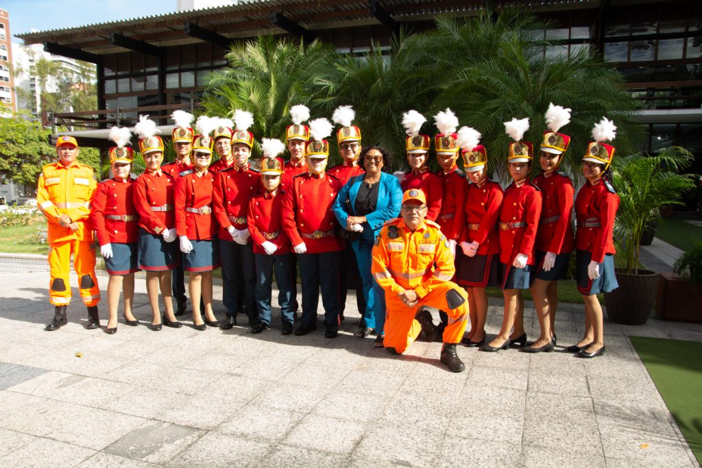 Pelotão Do Colégio Militar Do Corpo De Bombeiros Rachel De Queiroz (2)