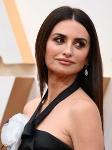 Penelope Cruz No Tapete Vermelho Do Oscar 2020 1581305740519 V2 3x4