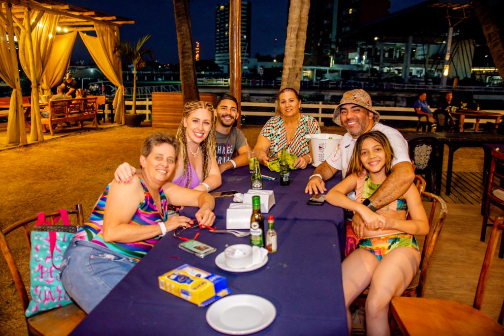 Regina E Stephany Fiorini, Guilherme Pense, Guilhermina Souza, Leandro Silva E Maria Eduarda