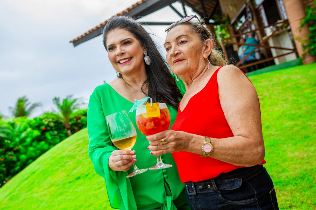 Sellene Câmara E Rosa Cruz