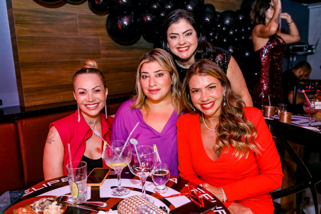 Solange Almeida, Manu Romcy, Vivi Barreto E Vanessa Queiros (1)