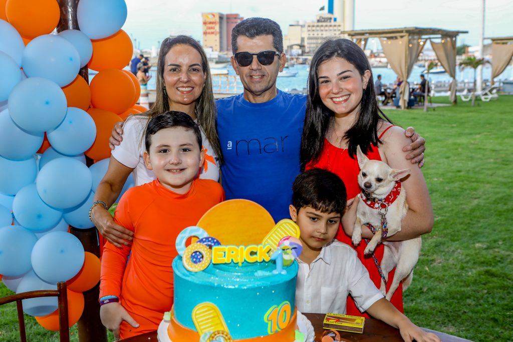 Erick, Raquel, Erick, Pompeuzinho E Beatrice Vasconcelos