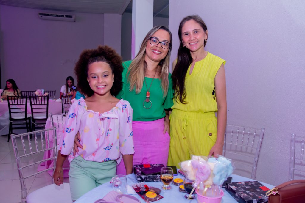 Maitê, Alessandra Vasconcelos E Vanda Cavalcante