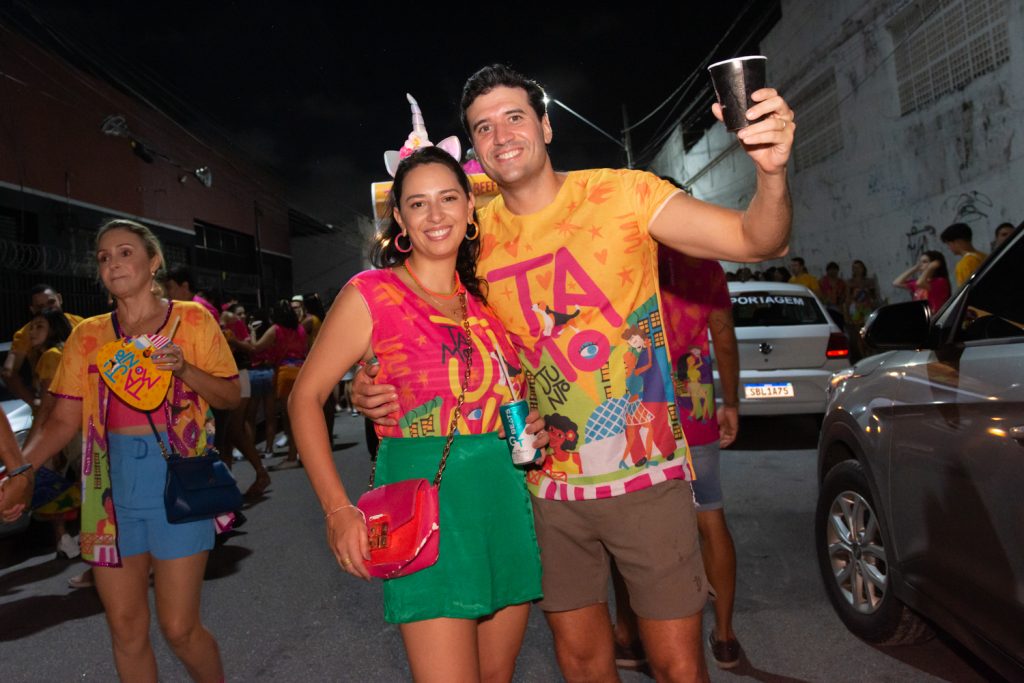 Maira Carvalho E Antônio Alberto Dias