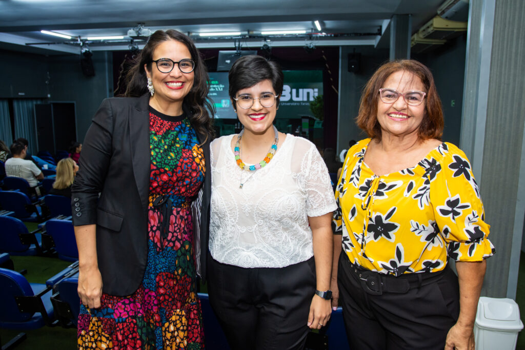 Ana Paola Lins, Georgia Oliveira E Ana Lins