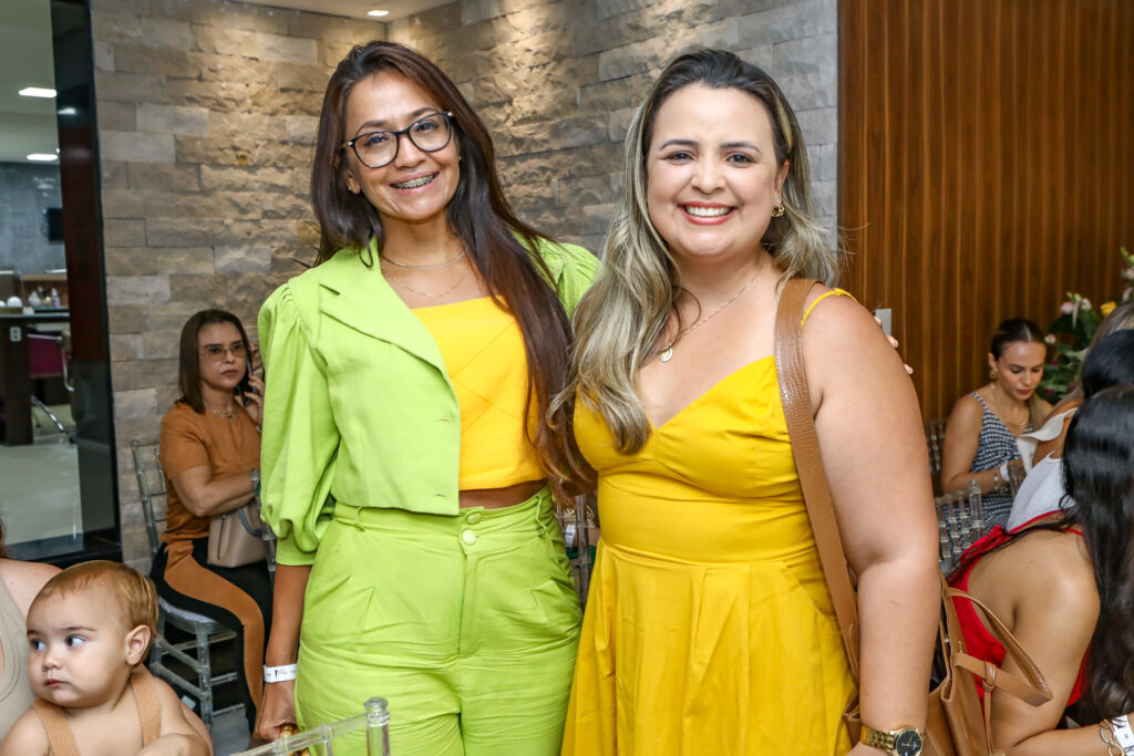 Andrea Carvalho E Alana Sousa