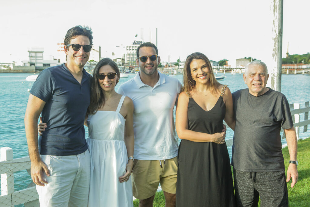 Eduardo De Mendonça E Manoela Torres, Raphael Bezerra, Alyne Bezerra E Everon Bezerra (1)