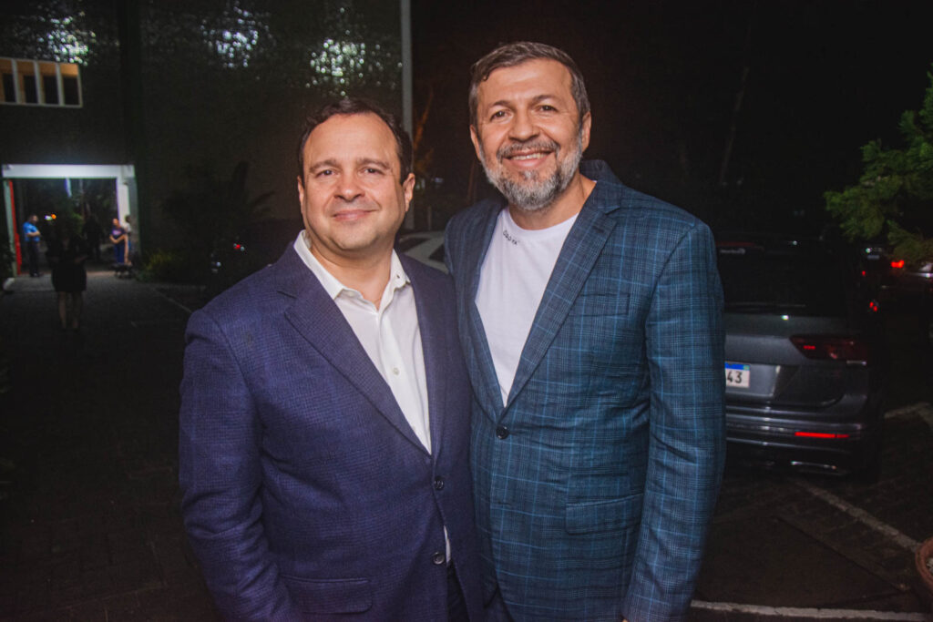 Igor Queiroz Barroso E Elcio Batista