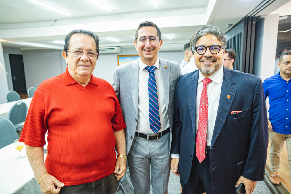 Jose Valdo Peixe, Roberto Victor E Leandro Vasquez