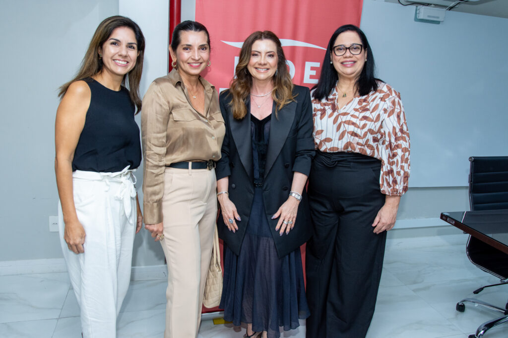 Kelma Collier, Marcia Travessoni, Emília Buarque E Milene Pereira