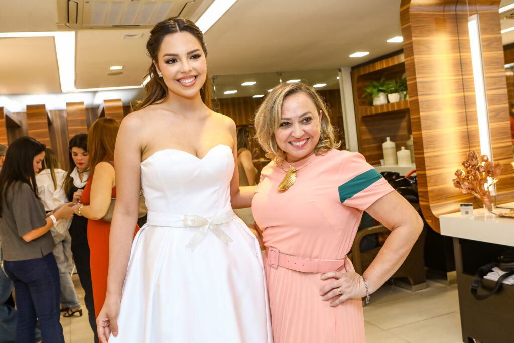 Luana Costa E Lelia Melo