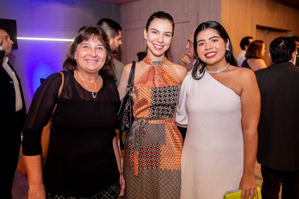 Marta Mesquita, Júlia Albuquerque E Hannah Lima