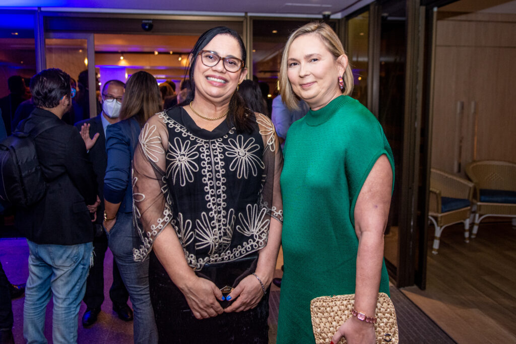 Milene Pereira E Renata Paula Santiago