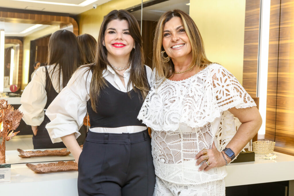 Nanda Dubeux E Eveline Veloso