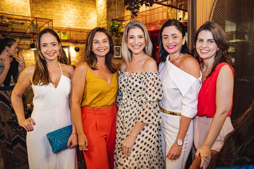 Poliana Ribeiro, Patricia Pinheiro, Leiliane Pinheiro, Tatiana Paz E Eloisa Gomes (2)