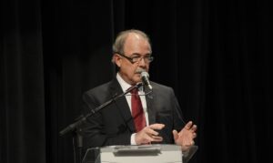 Presidente Do Banco Nacional De Desenvolvimento Econômico E Social (bndes), Aloizio Mercadante Foto Agência Brasil