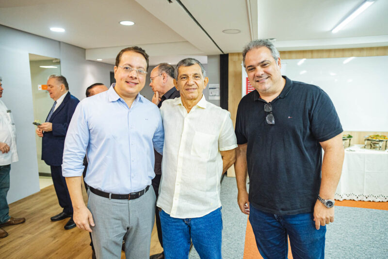 DESIGN URBANO EM FORTALEZA - Amigos em Ação recebe Élcio Batista em almoço-debate