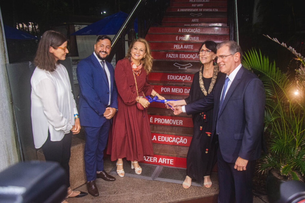 Tarsilinha Do Amaral, Marcelo De Oliveira, Lenise Queiroz Rocha, Denise Mattar E Randal Pompeu (2)