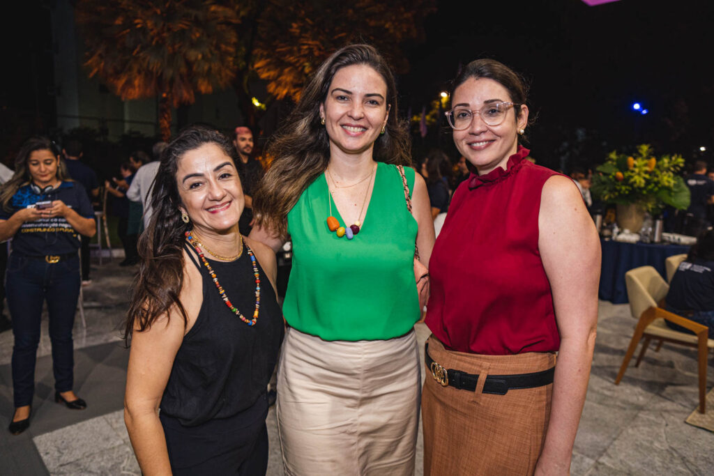 Adriana Colaco, Cynthia Brito E Rita Brito