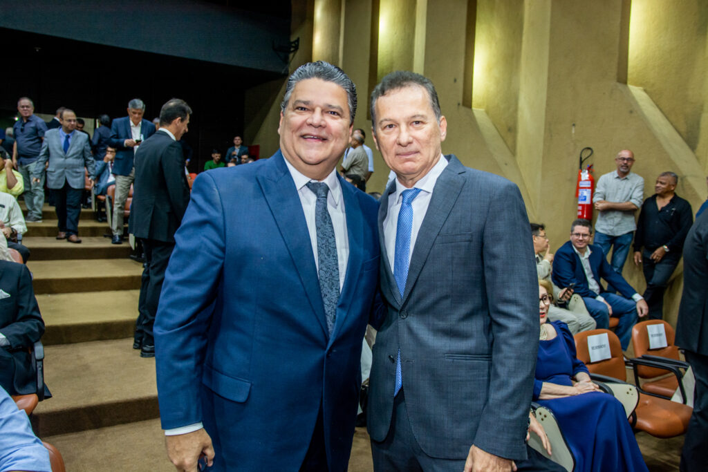 Colombo Cialdini E Carlos Pimentel (2)