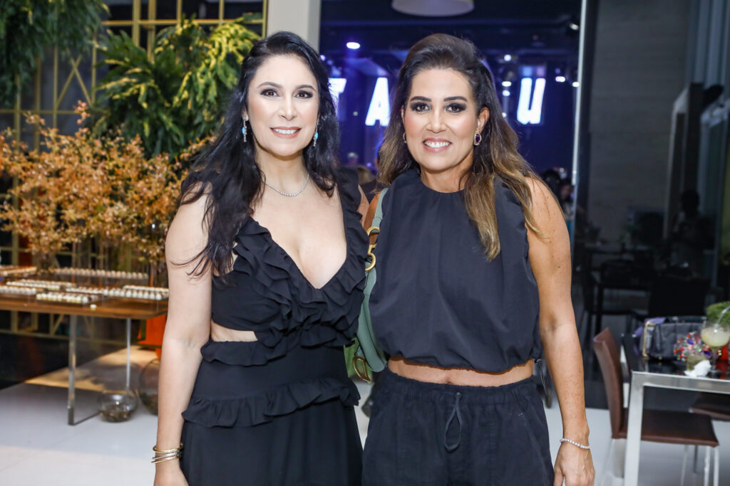 Fernanda Sousa E Vladia Sales