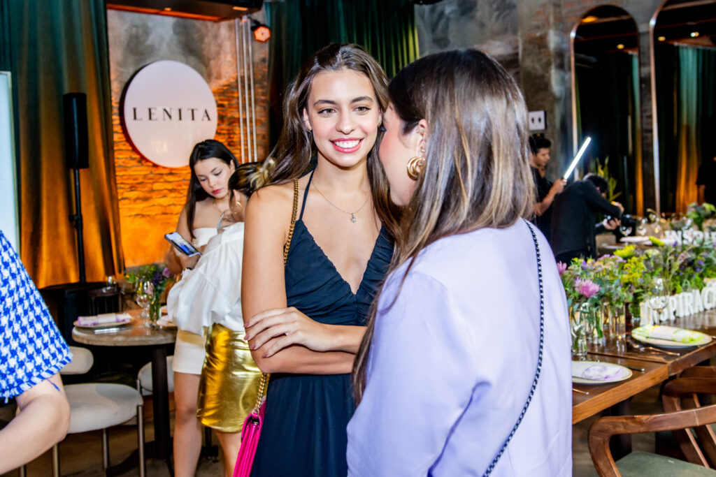 Isabela Albuquerque E Maria Clara Negrão