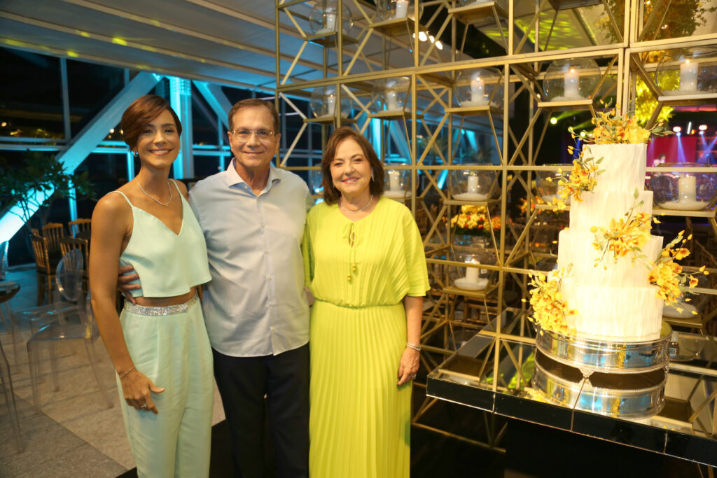 Karine Studart, Beto E Ana Maria Studart