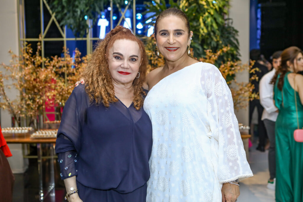 Liseux Brasileiro E Patricia Macedo