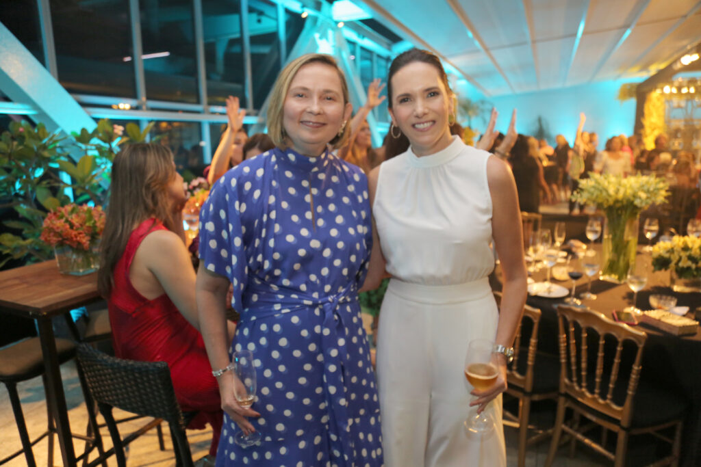 Renata Paula E Renata Santos