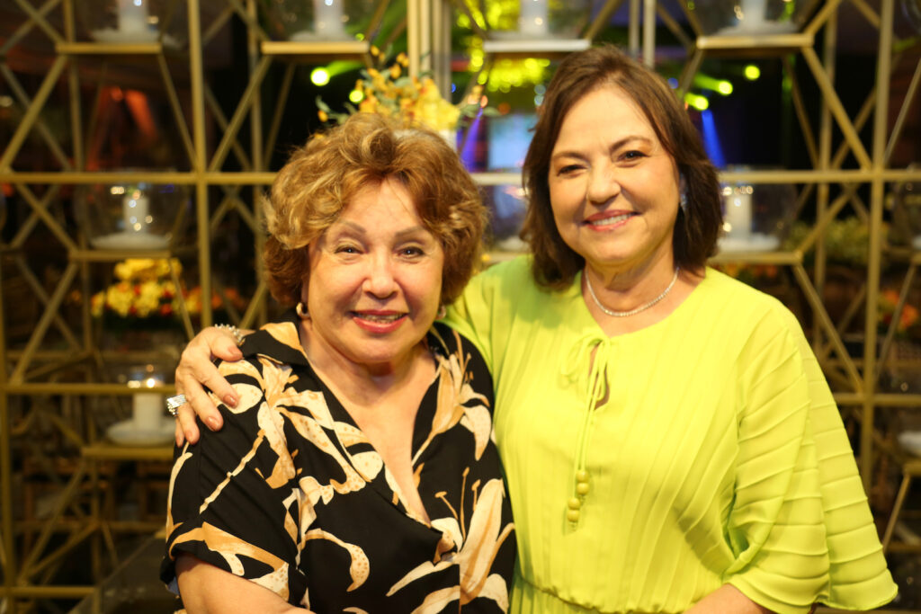 Tais Rodrigues E Ana Maria Studart