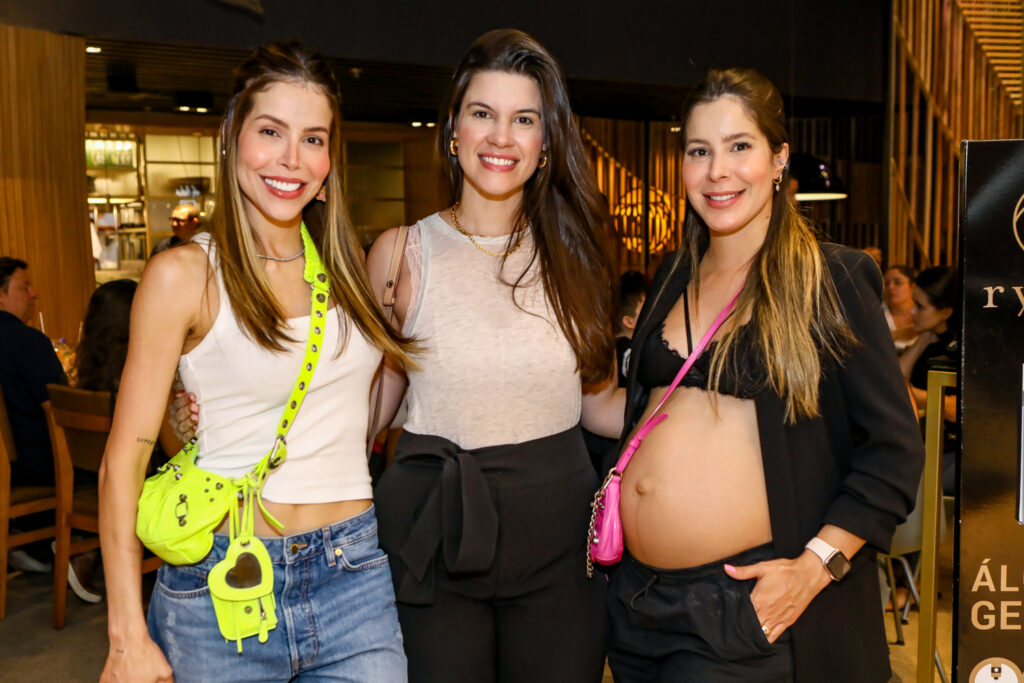 Thalita Stevanovich, Adriana Felix E Tabata Farias (1)