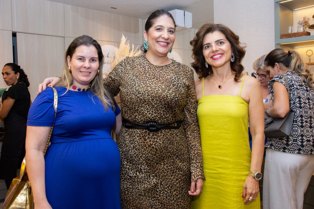 Adriana Loureiro, Elisa Oliveira E Rilka Bezerra