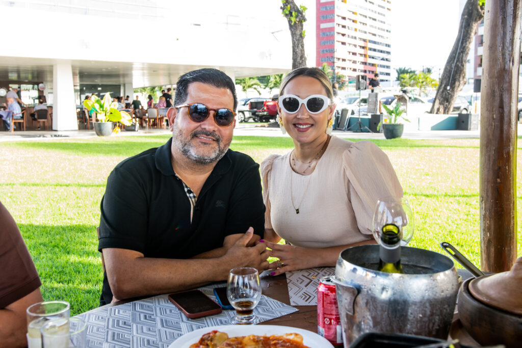 Carlo Bastos E Thalita Bulhões