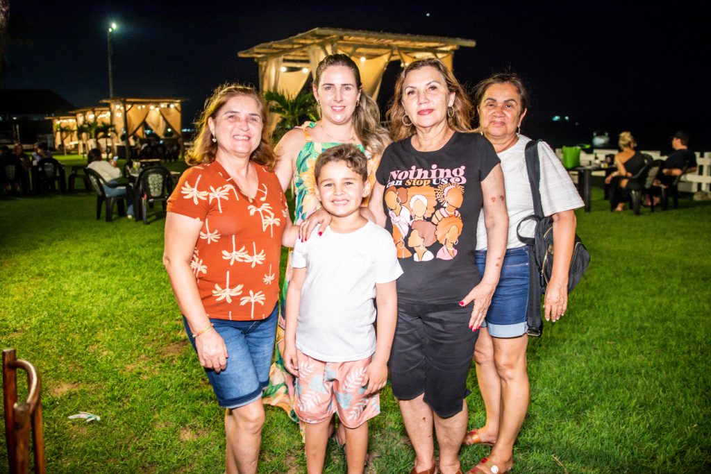 Carmen, José, Clarissa, Elza E Fátima Duarte